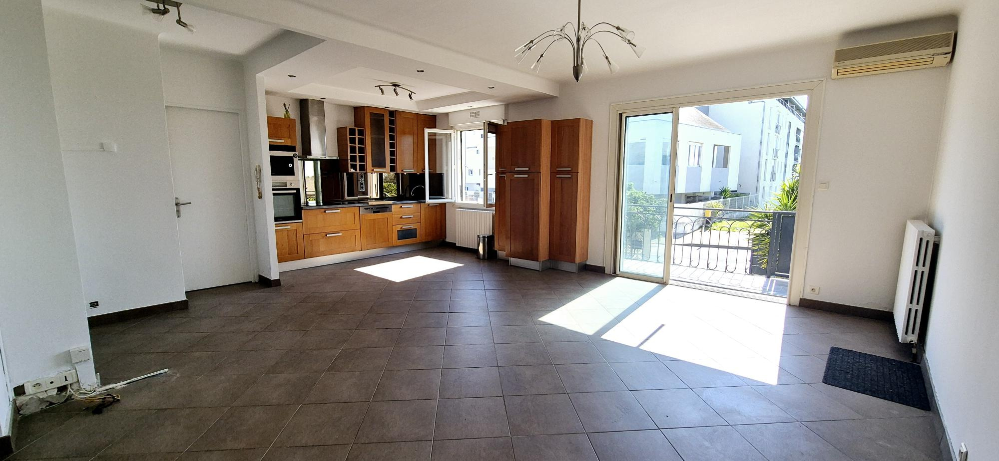 vue salon en haut